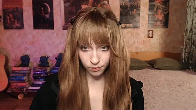 Friendly Ellie online show from March 12, 2:12 pm