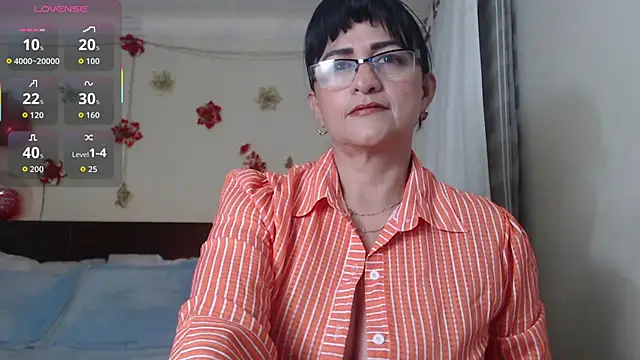 ISABEEL SOFIA01 online show from September 24, 10:29 am