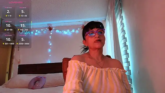 ISABEEL SOFIA01 online show from February 27, 2:39 pm