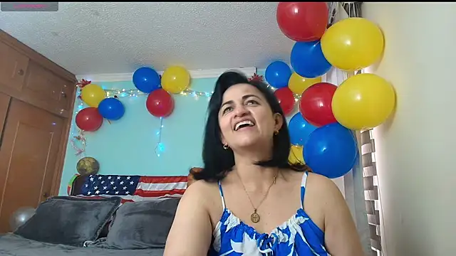 ISABEEL SOFIA01 online show from June 13, 4:38 pm