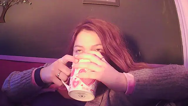 Angelk43 online show from December 20, 6:42 am