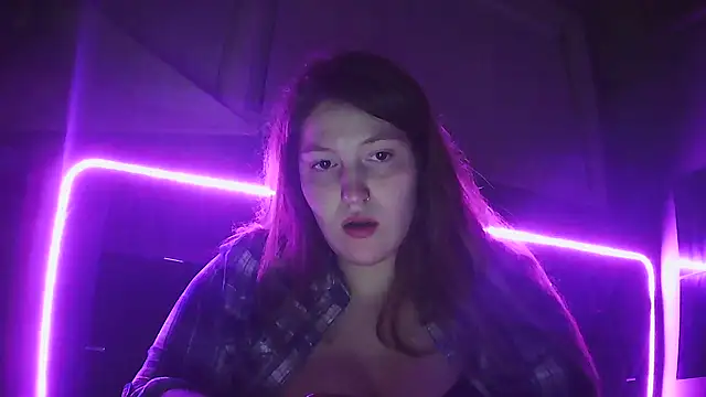 Snapshot of Angelk43 chatting on March 16, 6:06 am Angelk43 online show from March 16, 6:06 am