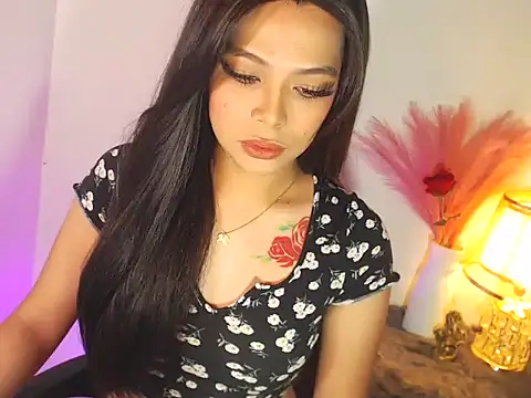 MajesticKitana online show from October 13, 6:13 am