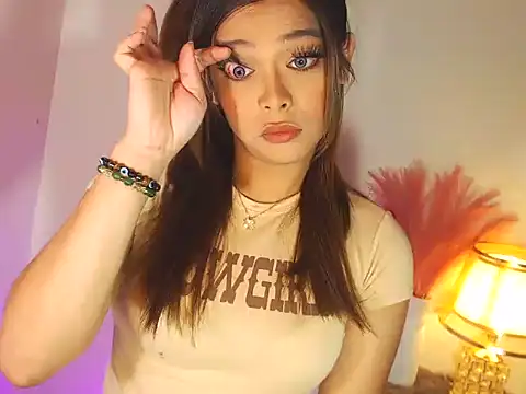 MajesticKitana online show from November 26, 4:57 am