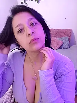 camilalatti online show from September 18, 5:37 pm