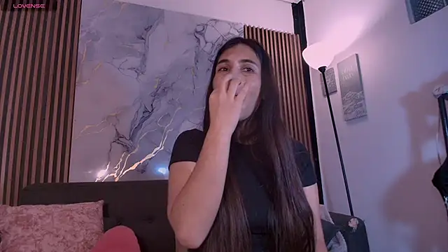 Snapshot of MarieJaneX chatting on October 19, 8:20 pm MarieJaneX online show from October 19, 8:20 pm