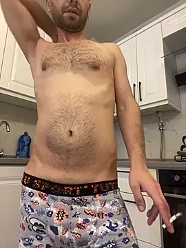 Snapshot of Emre-34 chatting on December 22, 8:55 am Emre-34 online show from December 22, 8:55 am