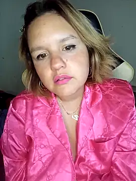 Snapshot of shaynarg chatting on March 22, 4:38 am shaynarg online show from March 22, 4:38 am