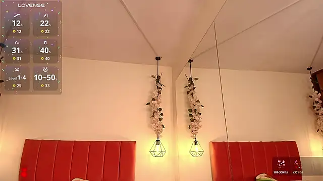 Snapshot of Athompzon chatting on February 18, 11:17 am Athompzon online show from February 18, 11:17 am