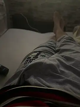 Snapshot of MAHKE12 chatting on October 11, 11:03 pm MAHKE12 online show from October 11, 11:03 pm