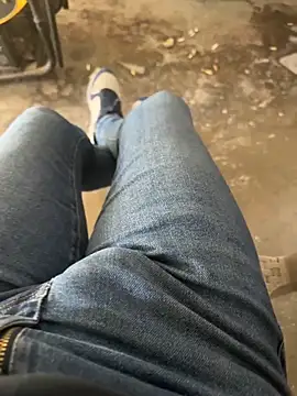 Snapshot of MAHKE12 chatting on November 21, 9:19 am MAHKE12 online show from November 21, 9:19 am