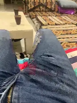 Snapshot of MAHKE12 chatting on November 22, 2:49 pm MAHKE12 online show from November 22, 2:49 pm