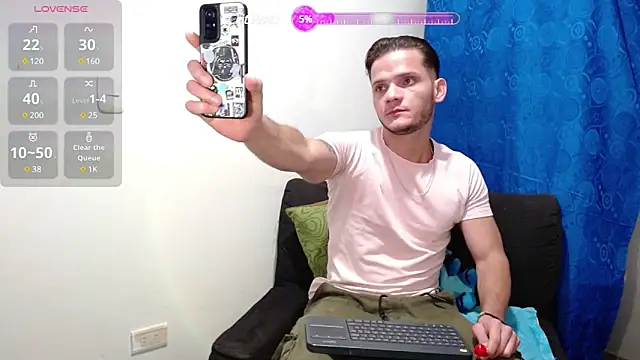 Snapshot of ramseesh chatting on March 14, 3:59 am ramseesh online show from March 14, 3:59 am