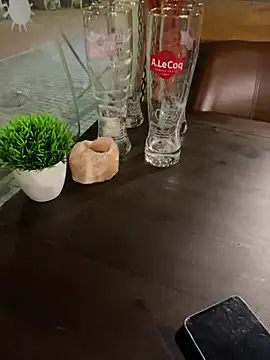 utoopia777 online show from March 8, 6:05 pm