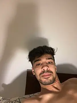 Hermanooooooo online show from February 4, 3:11 am