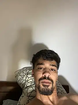 Snapshot of Hermanooooooo chatting on June 4, 2:39 am Hermanooooooo online show from June 4, 2:39 am
