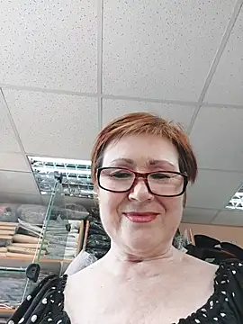 Snapshot of Fire_Night chatting on July 10, 11:24 am Fire Night online show from July 10, 11:24 am