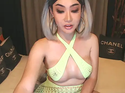 JustForCassie online show from October 12, 11:31 am