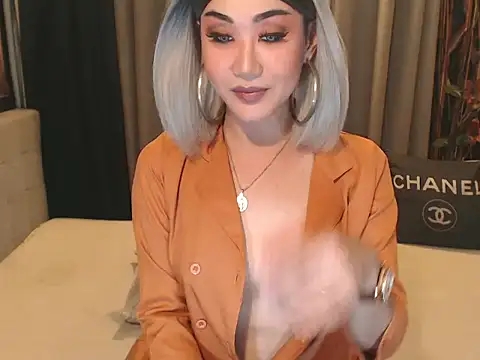 JustForCassie online show from March 9, 4:27 am