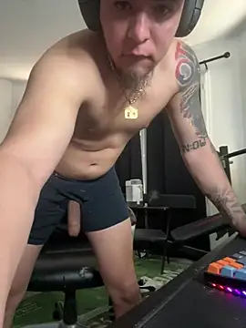 Snapshot of AmericanMusclee chatting on January 10, 11:34 am AmericanMusclee online show from January 10, 11:34 am