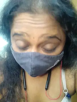 sexynayan23 online show from June 25, 12:31 pm