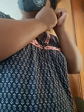 sexynayan23 online show from July 2, 4:51 am