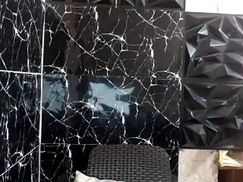 Snapshot of MissKeanna chatting on February 6, 8:23 pm MissKeanna online show from February 6, 8:23 pm