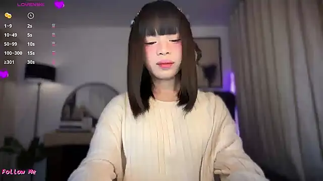 SweetCheska19 online show from June 18, 2:01 am