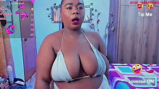 anai valentinex online show from January 18, 3:49 pm