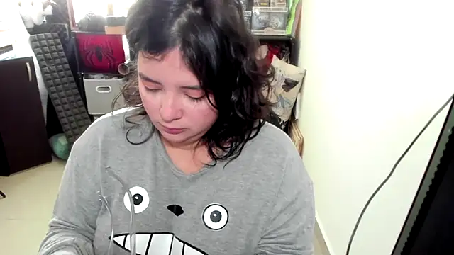 aika-dreams online show from October 16, 12:50 pm