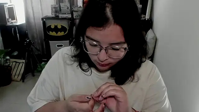 aika-dreams online show from February 18, 1:29 pm