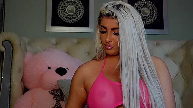 Snapshot of Squirt_Tanya chatting on March 22, 9:34 am Squirt Tanya online show from March 22, 9:34 am