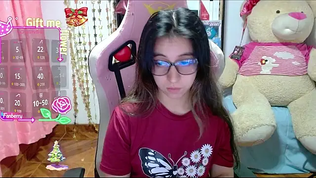 Maggie Fox3 online show from November 18, 12:05 am