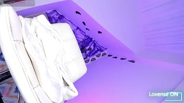 Snapshot of VictoriaVX chatting on October 24, 12:01 pm VictoriaVX online show from October 24, 12:01 pm