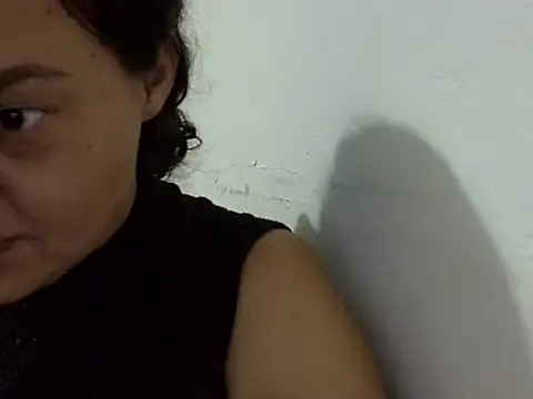 Snapshot of ElizabethMartinez chatting on January 31, 8:51 pm ElizabethMartinez online show from January 31, 8:51 pm