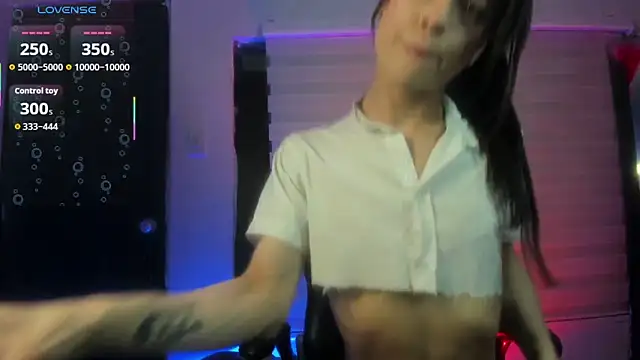 stormytt  online show from November 8, 3:23 pm