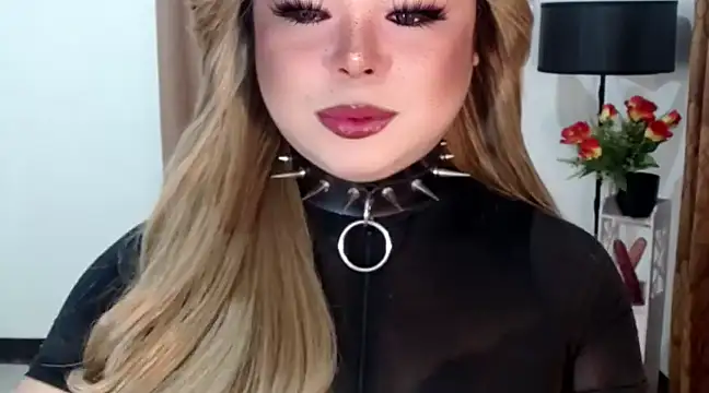 Snapshot of Mistress_DOMnicaaxx chatting on March 14, 7:23 pm Mistress DOMnicaaxx online show from March 14, 7:23 pm