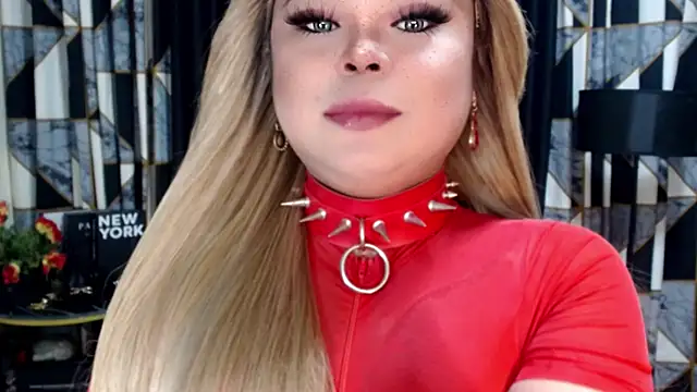 Snapshot of Mistress_DOMnicaaxx chatting on October 29, 10:06 am Mistress DOMnicaaxx online show from October 29, 10:06 am