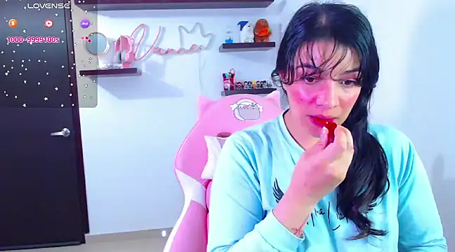 Vannessa  Shy online show from February 6, 10:53 pm