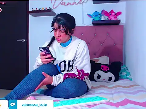 Vannessa  Shy online show from October 26, 3:12 am