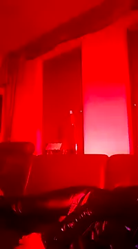 Crystalbitchx online show from December 14, 4:56 am