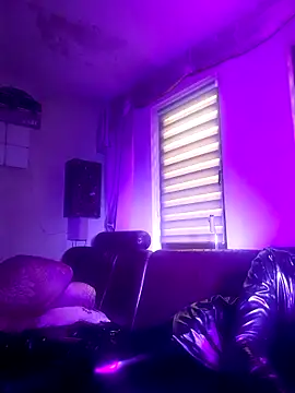 Crystalbitchx online show from October 5, 7:28 am