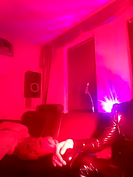 Crystalbitchx online show from October 13, 10:32 pm