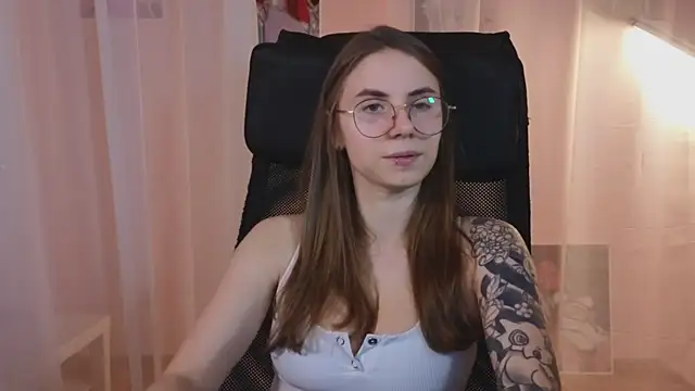  AnnaStark  online show from December 25, 3:50 am