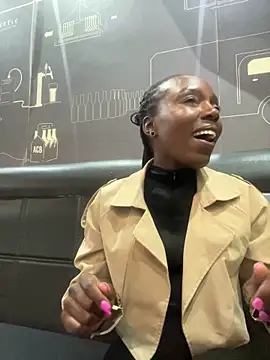 blackcandy15 online show from April 11, 7:40 pm