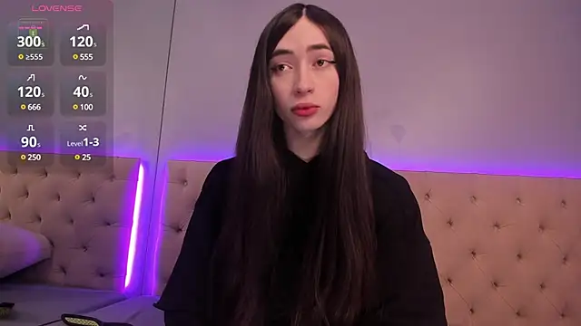 NickieRainer online show from February 6, 10:37 am