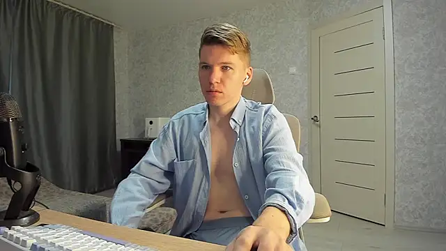 Snapshot of Bananas_dick chatting on October 4, 5:38 am Bananas dick online show from October 4, 5:38 am