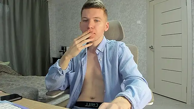 Bananas dick online show from March 1, 7:54 am