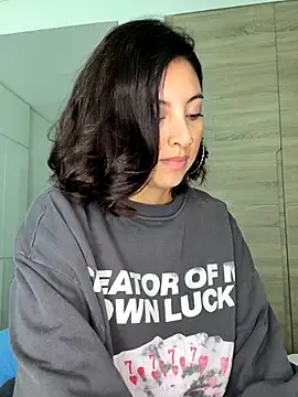 alexademie1 online show from November 30, 7:56 am