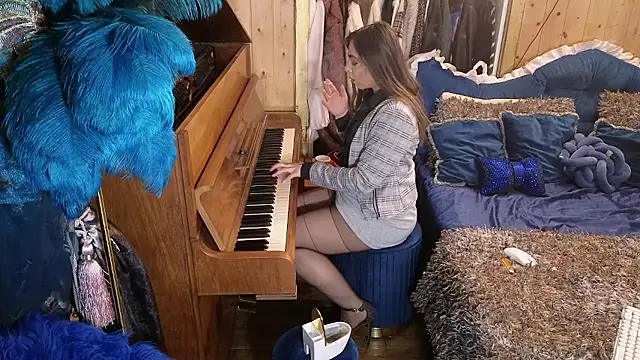 VanessaDoyle online show from January 18, 3:38 pm